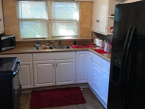 5th image of 108 W Bryant Ave