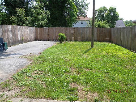 3rd image of 705 Highland Ave SE