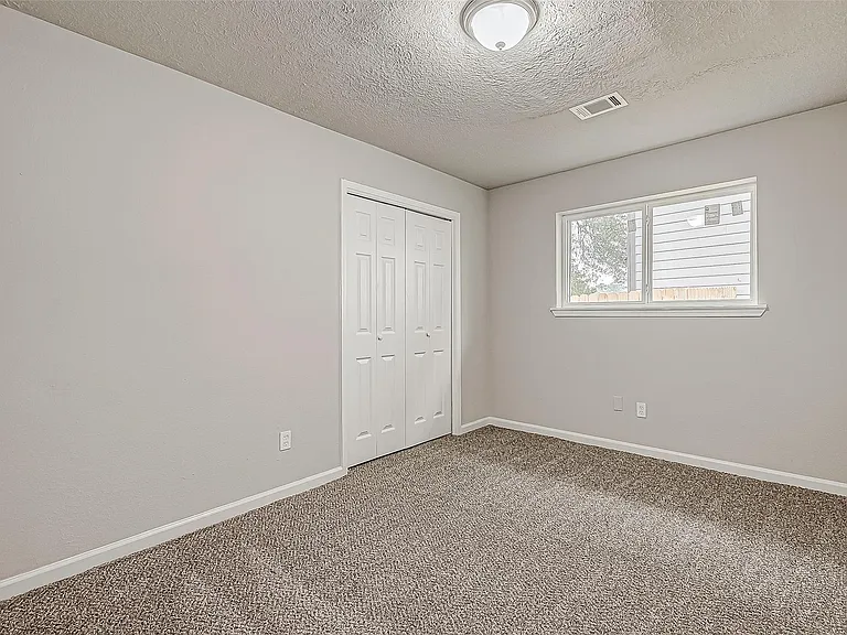 635 Tarpaulin Way — Photo 15