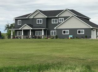 1317 57th Ave SE, Woodworth, ND 58496