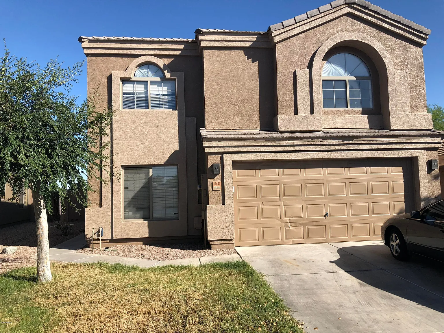 4 bed, 2.5 bath, 2178 sqft, $2,200 — Photo 2
