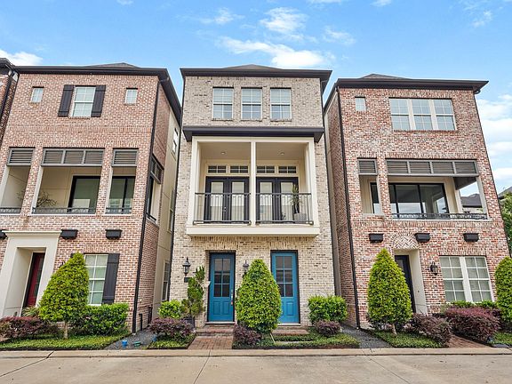 2nd image of 2715 Stelter Pl