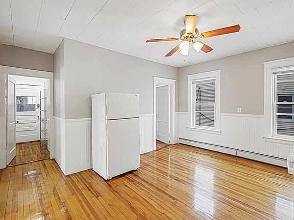 2nd image of 10 Ellsworth St