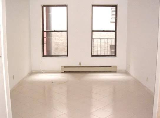 Rented by Paley Management | media 17