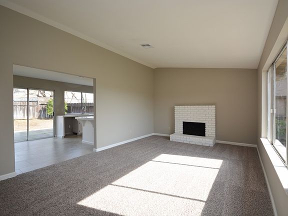 5th image of 1357 Parkview St