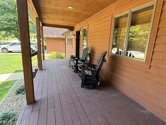 4th image of 85 Knob Ct