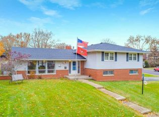 607 Westgate Rd, Washington, IL 61571