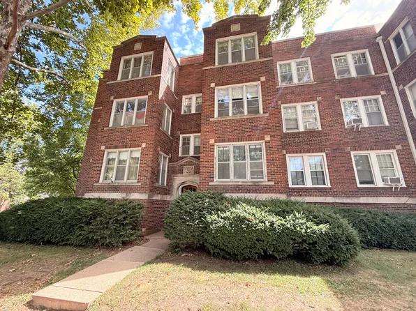 410 N State St #15, Champaign, IL 61820