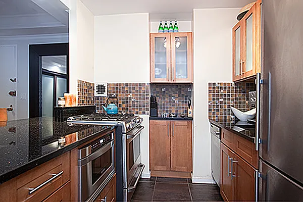 Sold by Living New York | media 5