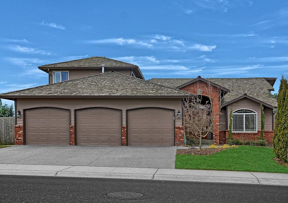 1st image of 4608 144th St SE