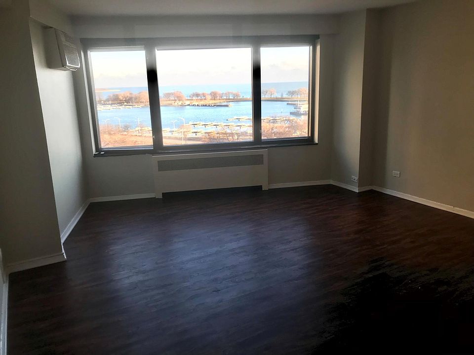 1st image of 3100 N Lake Shore Dr APT 1011