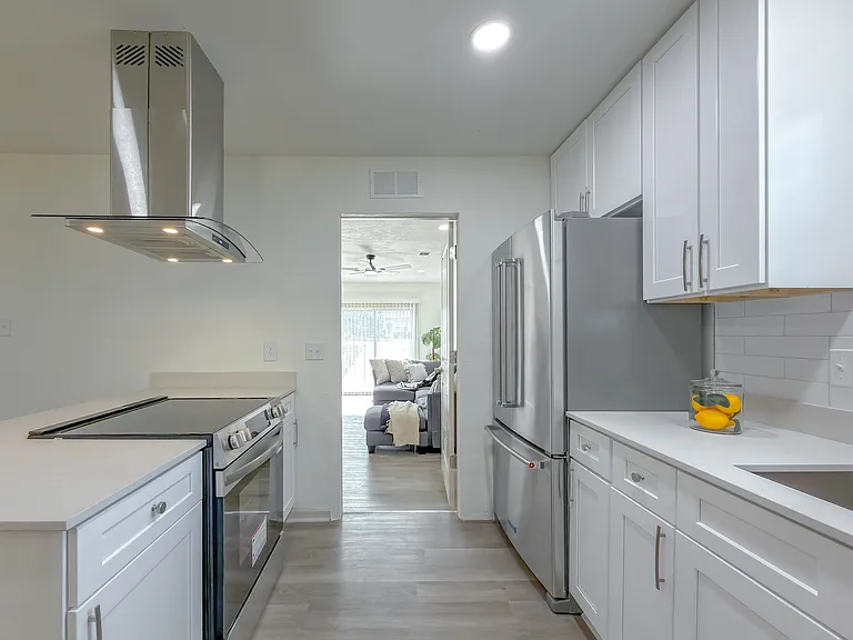 2059 Little River Ln — Photo 16