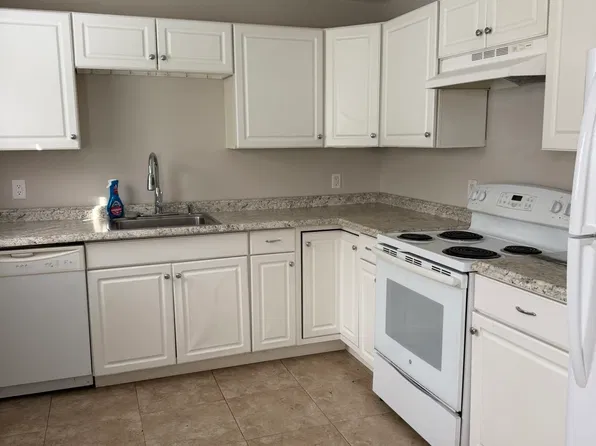 (undisclosed Address), Centereach, NY 11720
