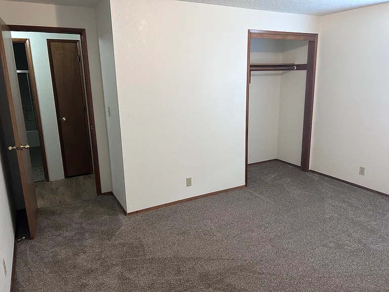 970 SW 178th Pl — Photo 42