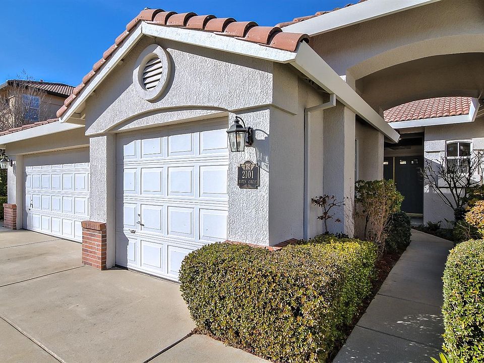 1st image of 2101 Bates Cir