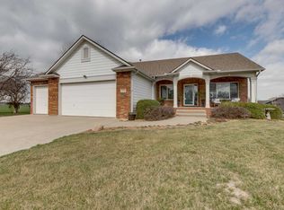 316 W Autumn Blaze Cir, Goddard, KS 67052
