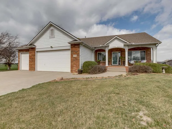 316 W Autumn Blaze Cir, Goddard, KS 67052