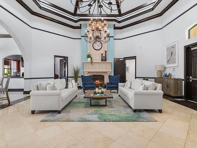 12920 Positano Cir #107 — Photo 32