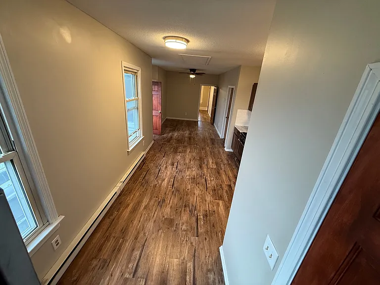 Walnut Ave — Photo 13