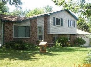 4833 Strathcona, Highland, MI 48357