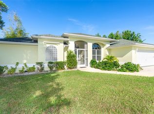 10039 Franklin Dr, Englewood, FL 34224