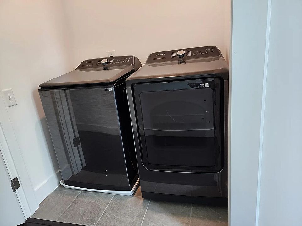 Laundry Room Cabinet