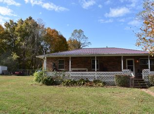 769 Hartsook Rd, Vinton, OH 45686