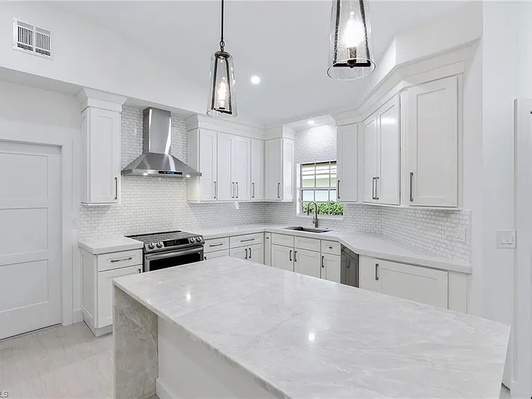 116 Fountain Cir — Photo 9