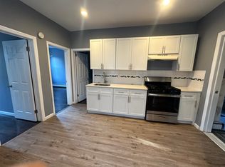 32 W 16th St #2R, Bayonne, NJ 07002