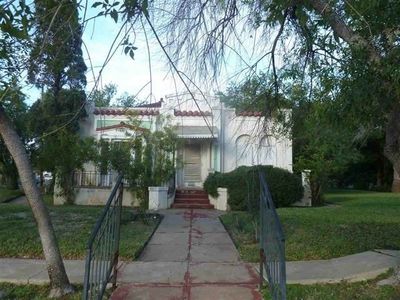1302 Rosario St, Laredo, TX, 78040
