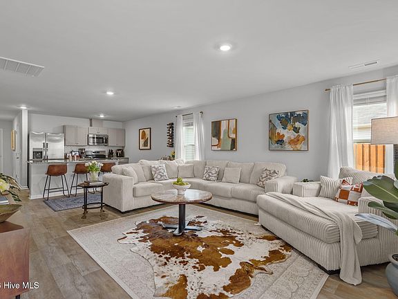 2nd image of 5256 Soybean Drive NE