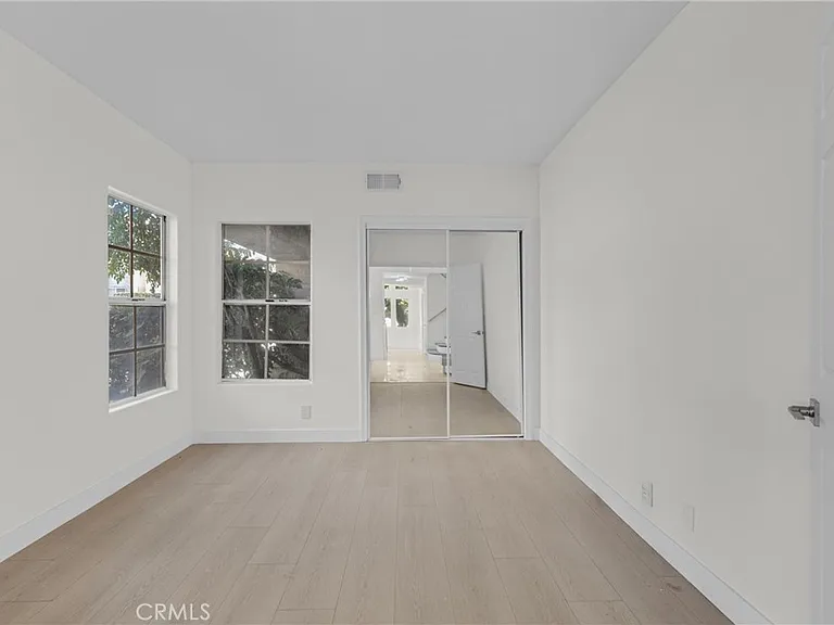 23234 Valerio St — Photo 15