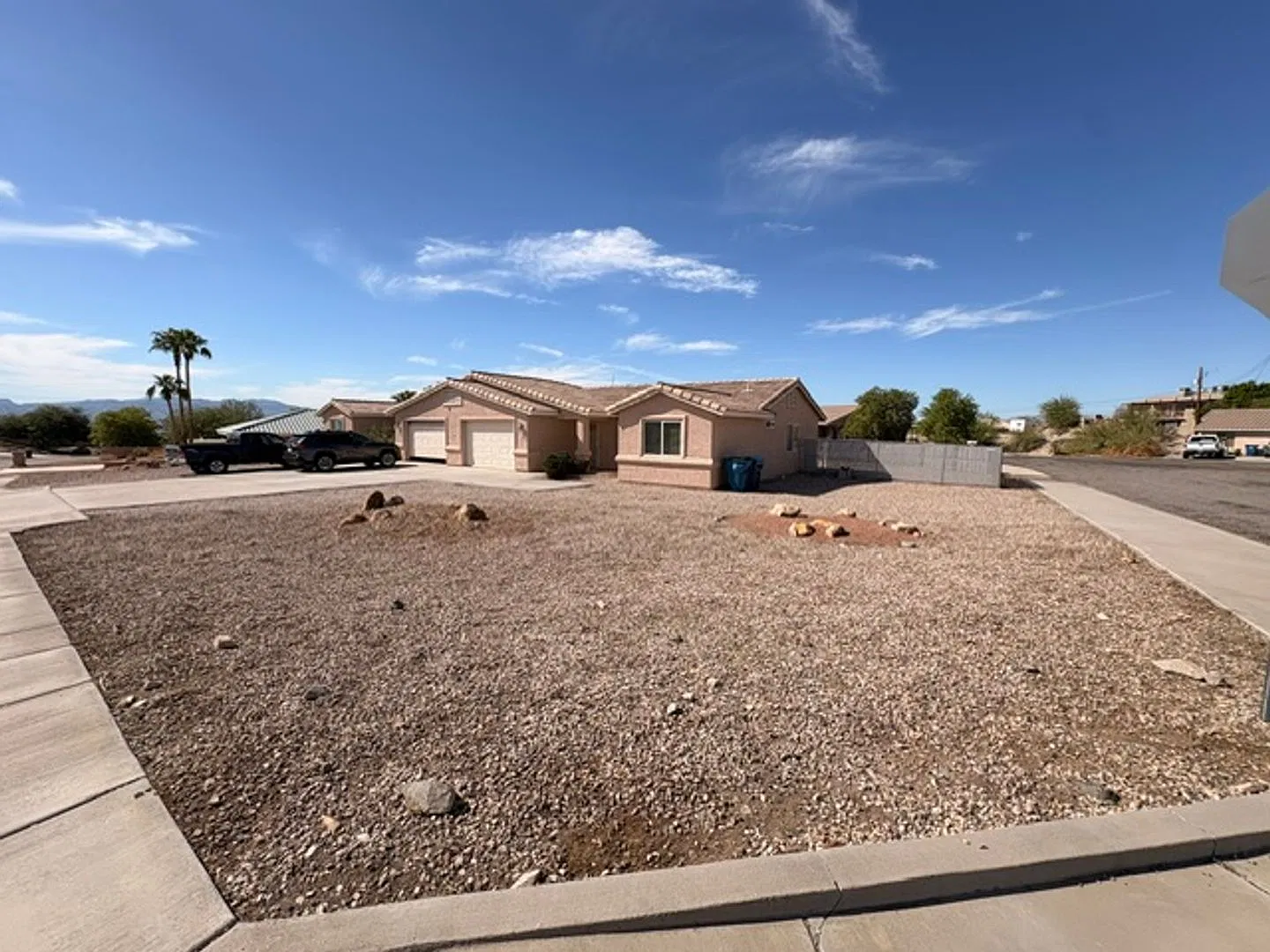3593 Jamaica Blvd S — Photo 2