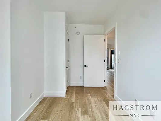 Rented by Hagstrom Management Inc | media 22