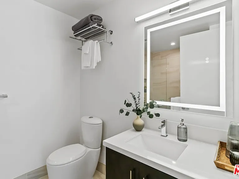 4140 Glencoe Ave #407 — Photo 31