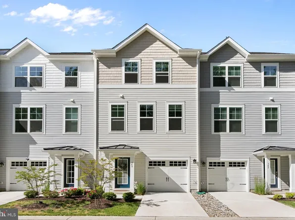 340 Shipyard Dr, Cambridge, MD 21613