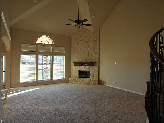 3rd image of 12443 Willowgate Dr