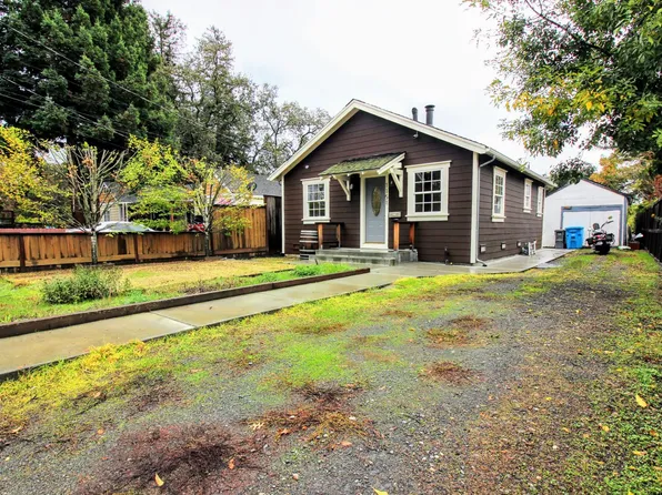 1151 Corby Ave, Santa Rosa, CA 95407