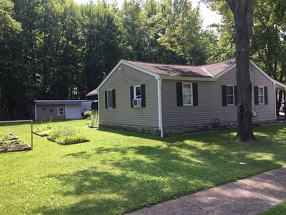 3rd image of 7427 Dyke Ave