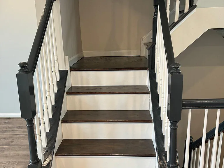 304 Susan Cir — Photo 11