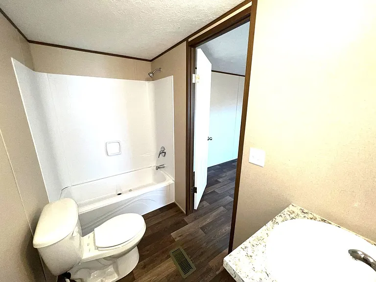 1608 Golden Springs Rd — Photo 7