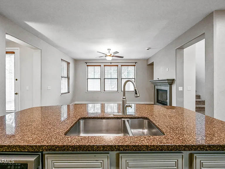 15340 W Dahlia Dr — Photo 15