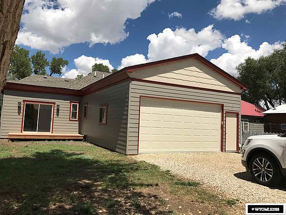 2nd image of 207 W Main Ave