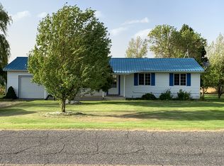 1703 E 400 N, Saint Anthony, ID 83445