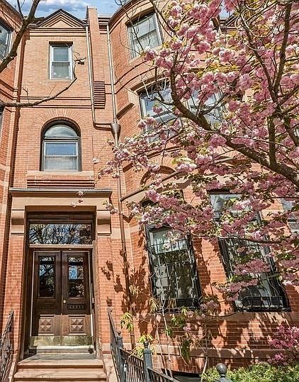 1st image of 249 W Newton St APT 8