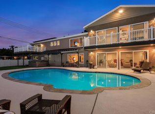 2203 Cameo Rd, Carlsbad, CA 92008