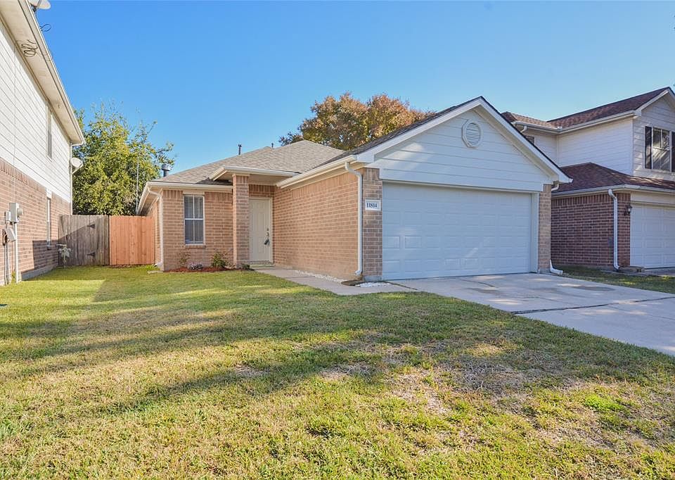 2nd image of 11814 Sunny Stream Dr