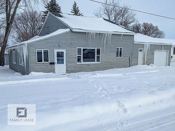 2nd image of 202 Bush St