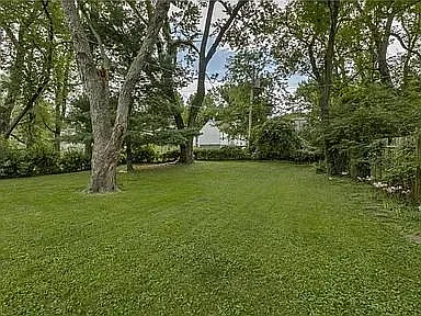 8827 Maiden Ln — Photo 9