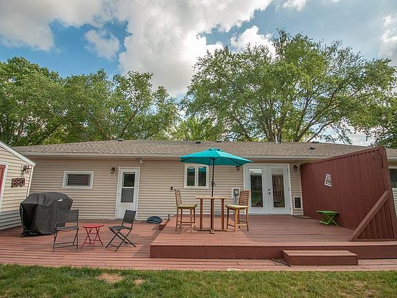 2nd image of 1513 Cantebury Cir